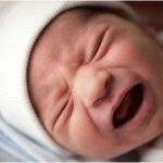 کولیک نوزاد ؛ بررسی ماهیت این مشکل و نشانه های آن
