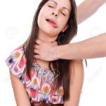 خفگی / چگونه به فردی که دچار خفگی شده است کمک کنیم؟