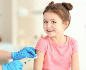واکسن / فواید واکسیناسیون |واکسن ها در چه سنی تلقیح میشوند؟