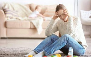 افسردگی پس از زایمان چیست و چگونه آن را رفع کنیم ؟